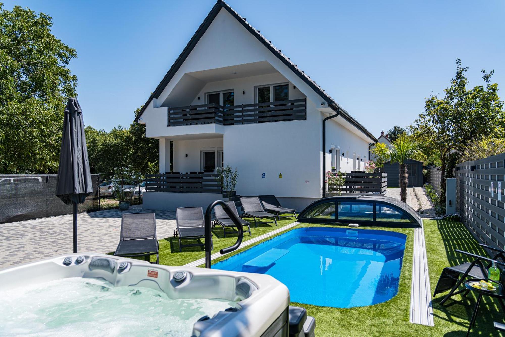 Balatonic Lime Apartmanhaz Siófok Zewnętrze zdjęcie