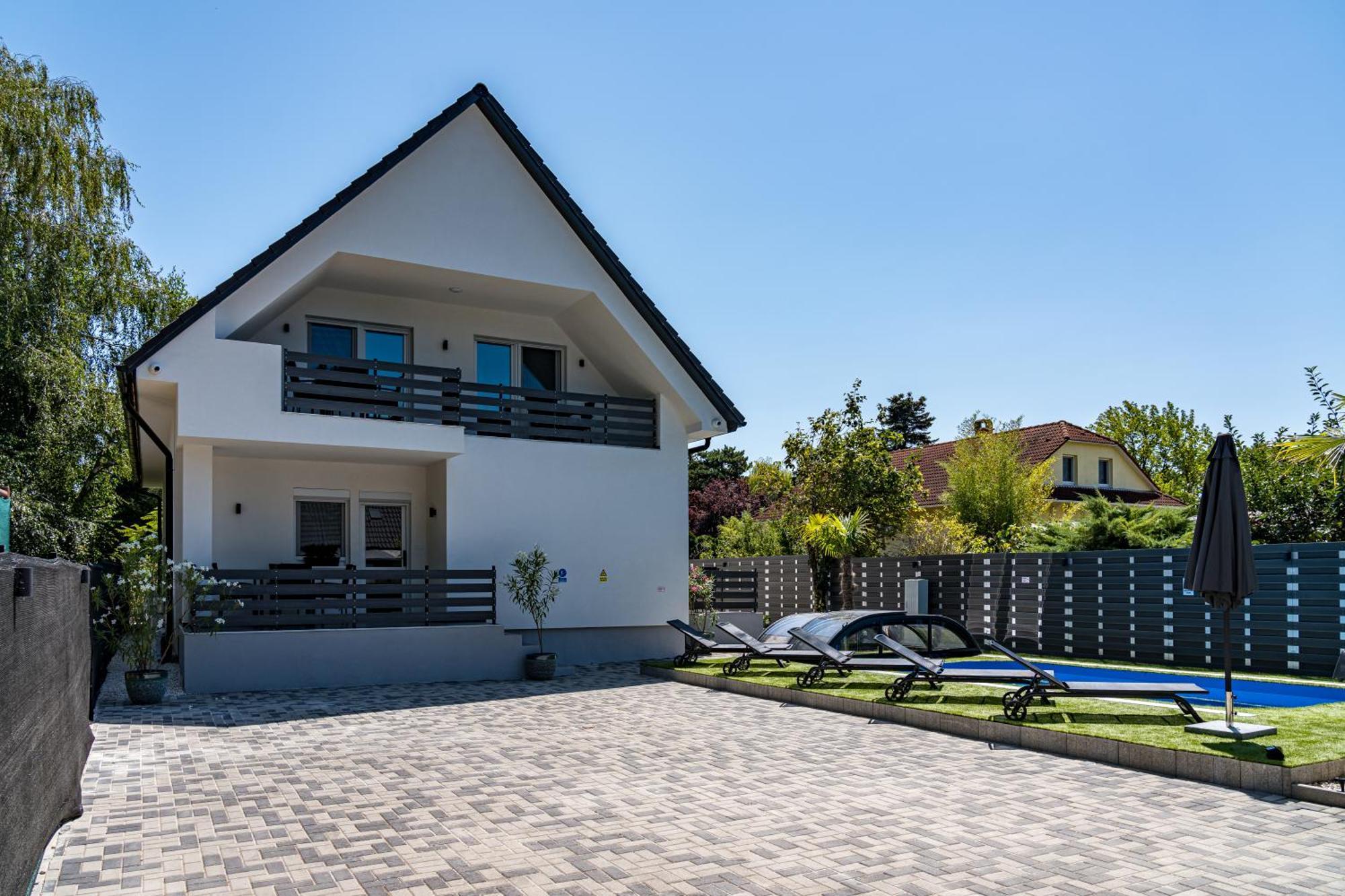 Balatonic Lime Apartmanhaz Siófok Zewnętrze zdjęcie