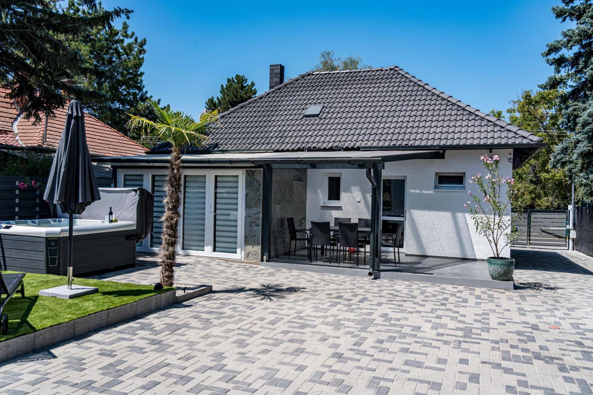 Balatonic Lime Apartmanhaz Siófok Zewnętrze zdjęcie